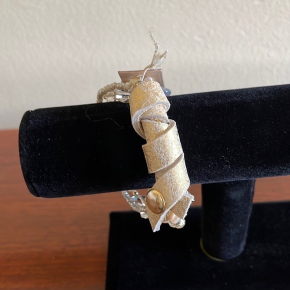 NWT bead and leather wrap bracelet - Picture 2 of 9